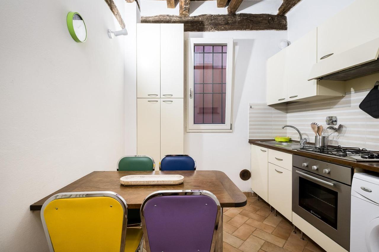 Cozy Central Apartment By Wonderful Italy Bologna Luaran gambar